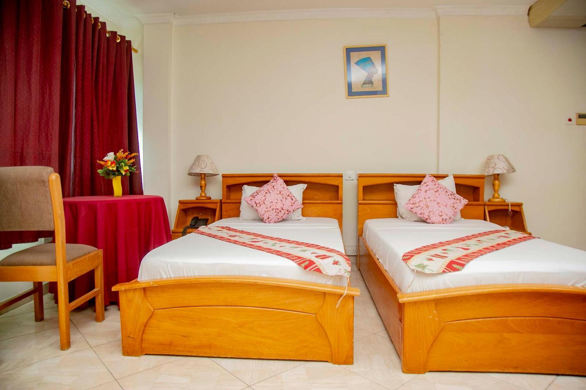 Brookvale Hotel Weija Eksteriør bilde